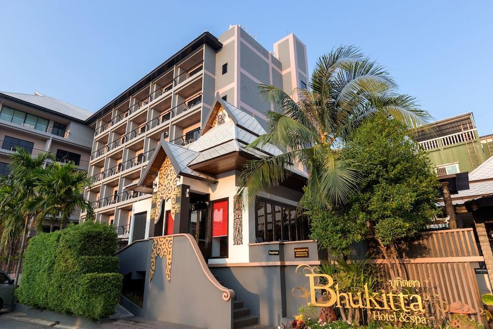 Bhukitta Boutique Hotel Phuket Town Bagian luar foto