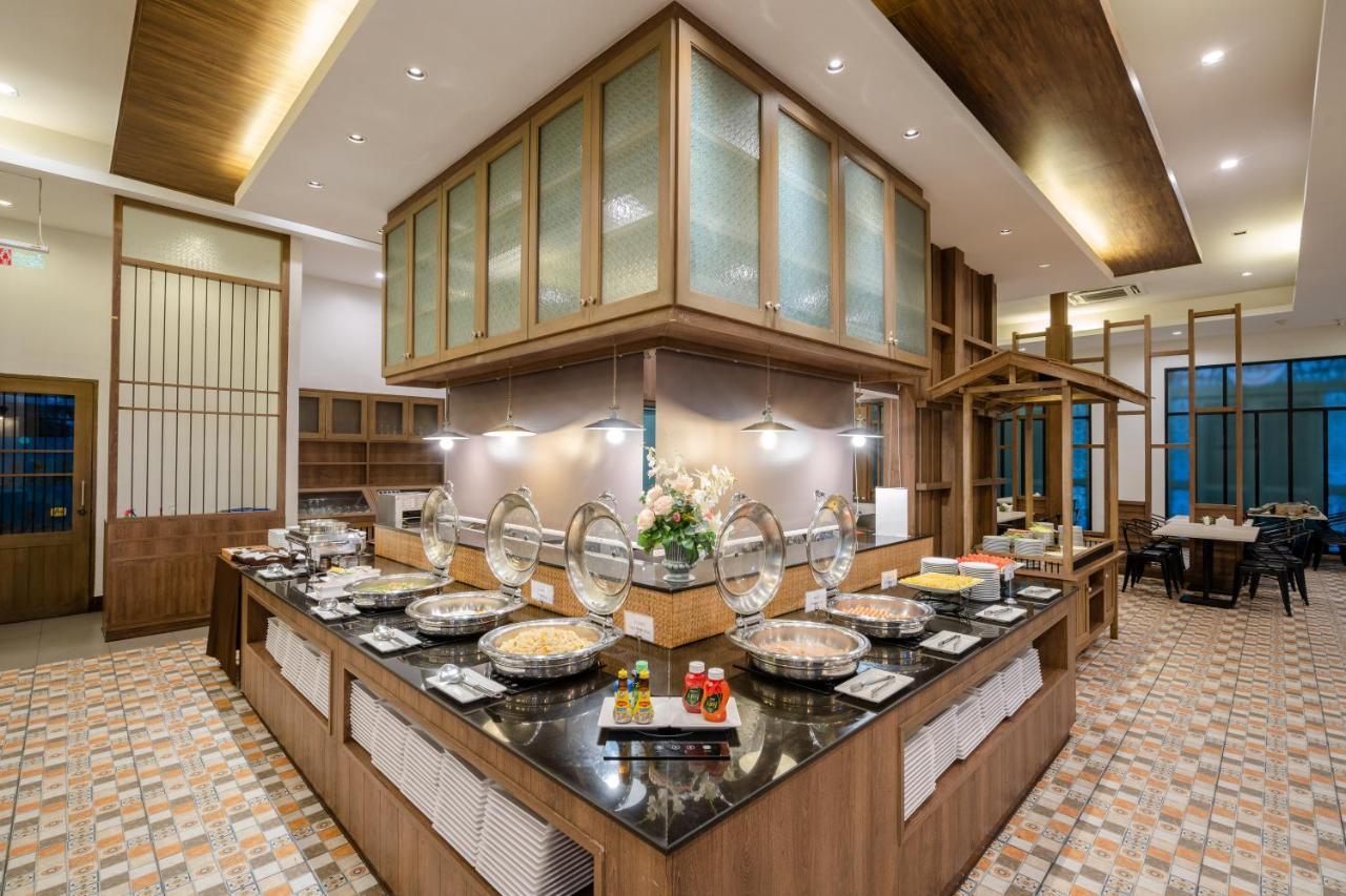 Bhukitta Boutique Hotel Phuket Town Bagian luar foto