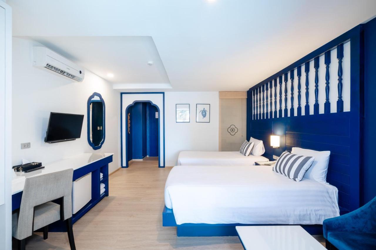 Bhukitta Boutique Hotel Phuket Town Bagian luar foto