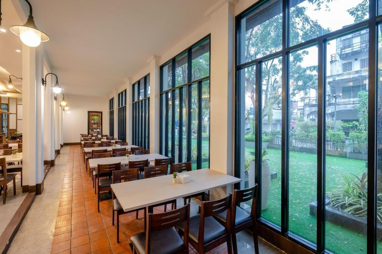 Bhukitta Boutique Hotel Phuket Town Bagian luar foto