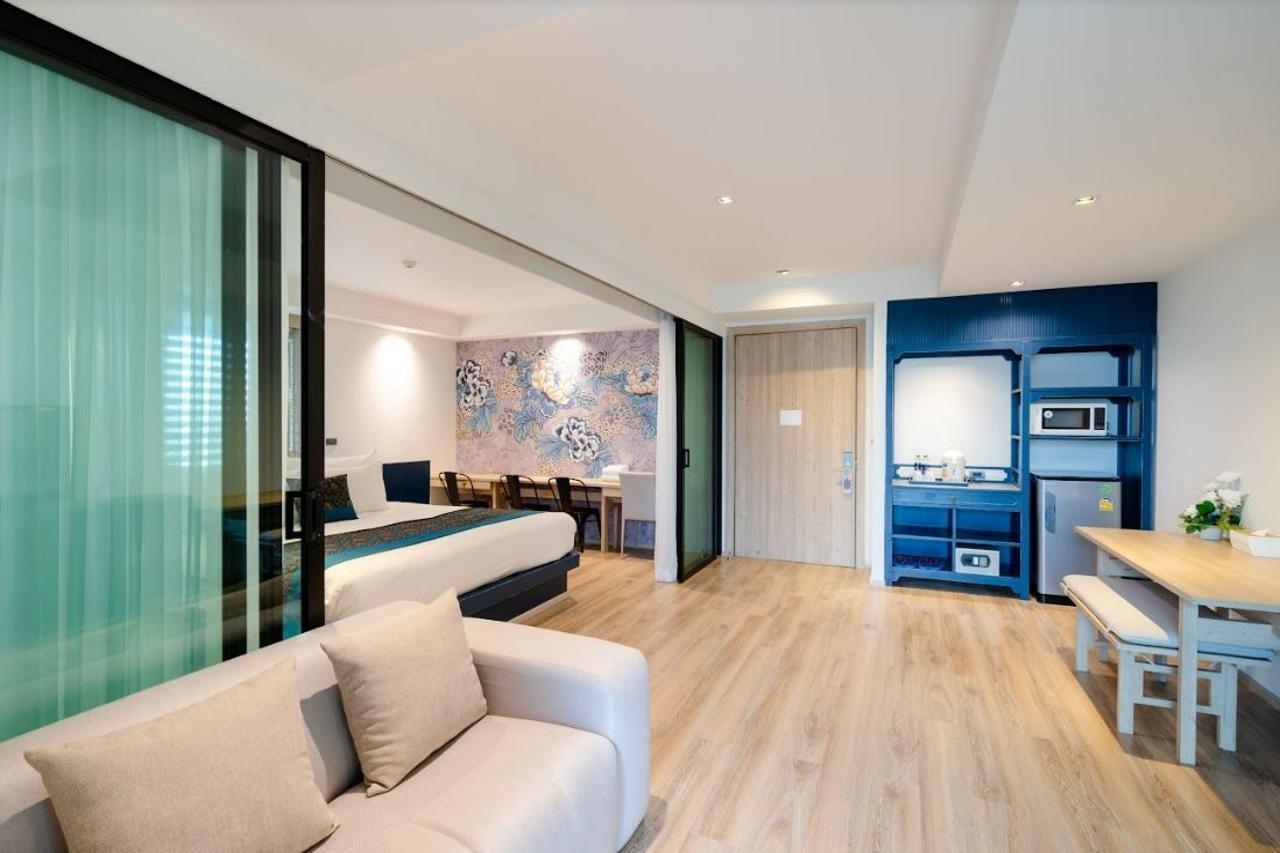 Bhukitta Boutique Hotel Phuket Town Bagian luar foto