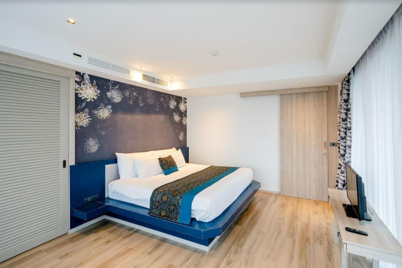 Bhukitta Boutique Hotel Phuket Town Bagian luar foto