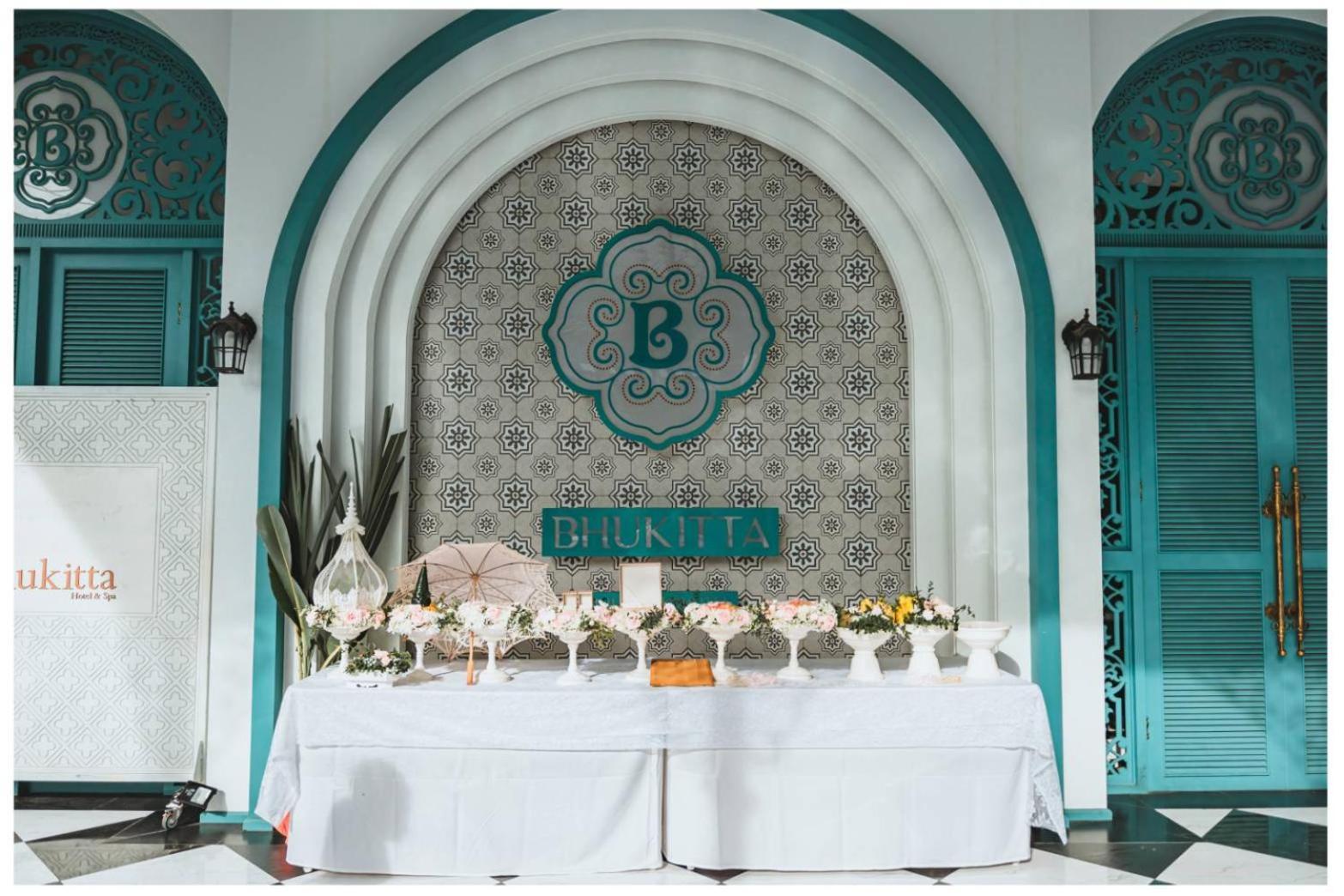 Bhukitta Boutique Hotel Phuket Town Bagian luar foto