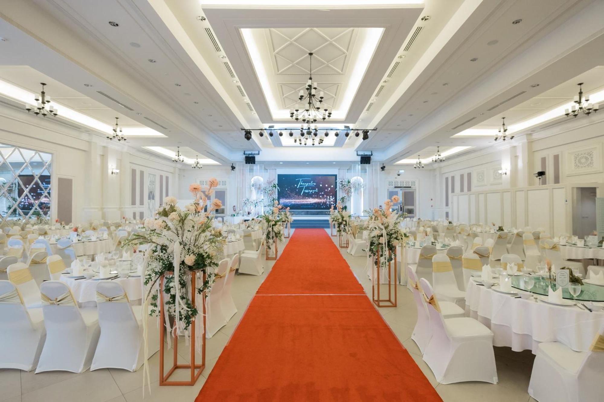 Bhukitta Boutique Hotel Phuket Town Bagian luar foto