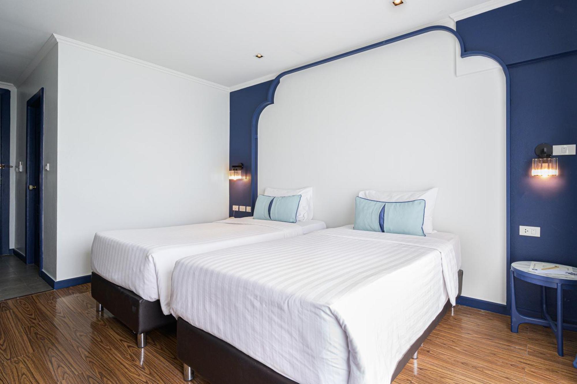 Bhukitta Boutique Hotel Phuket Town Ruang foto